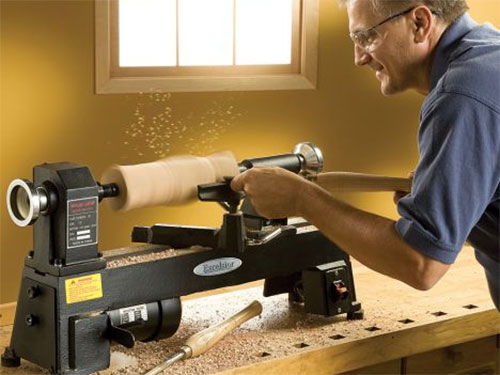 Turning a blank on an excelsior mini lathe