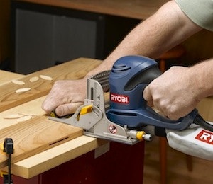 cutting biscuit slots