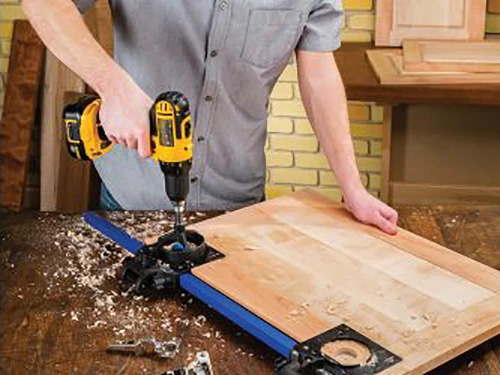 Using jig-it jig to drill out european hinge cup holes