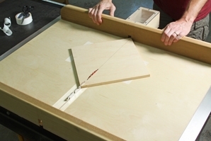 Making a diagonal cut using a crosscut sled