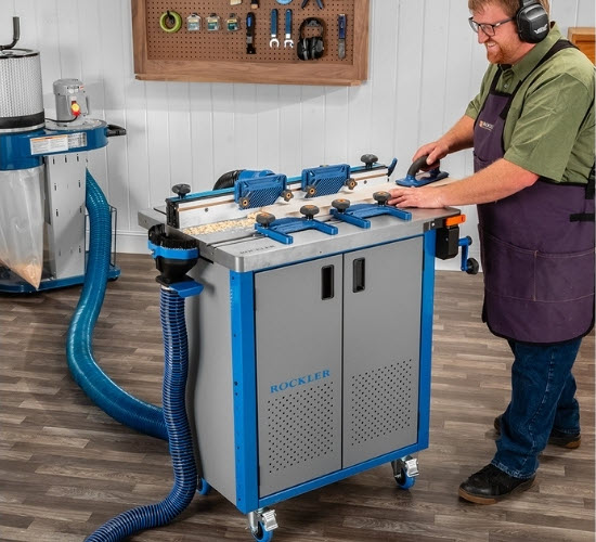man using rockler router table
