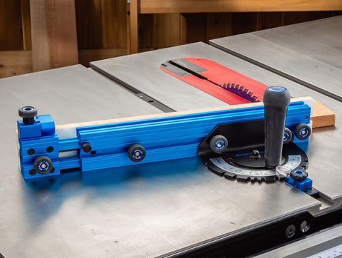 table saw and miter gauge