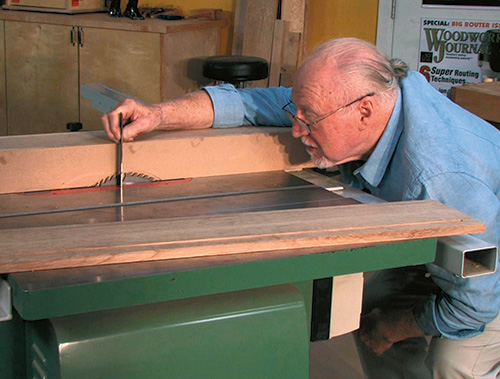 Setting up a table saw to make cuts