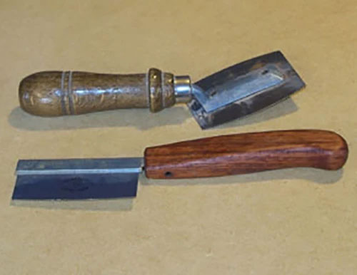 Examples of two types of veneer saw
