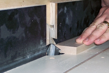 Cutting grooves with Bird's-mouth bit