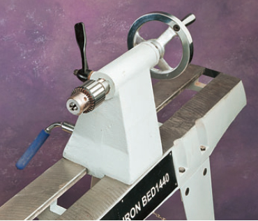 Lathe tailstock assembly for mounting taper and drill chuck