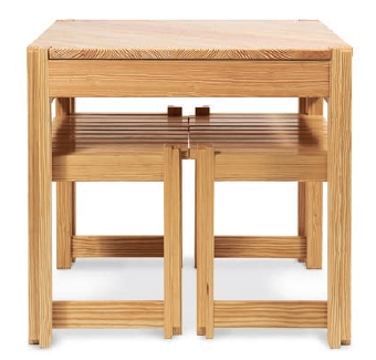 Kitchen table designed for tight storage