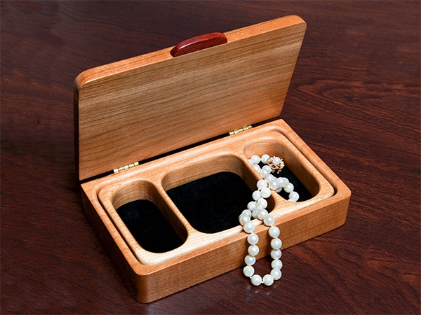 finished cherry jewelry box