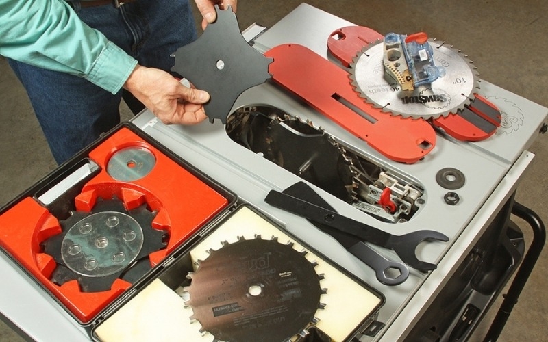 aligning table saw blade