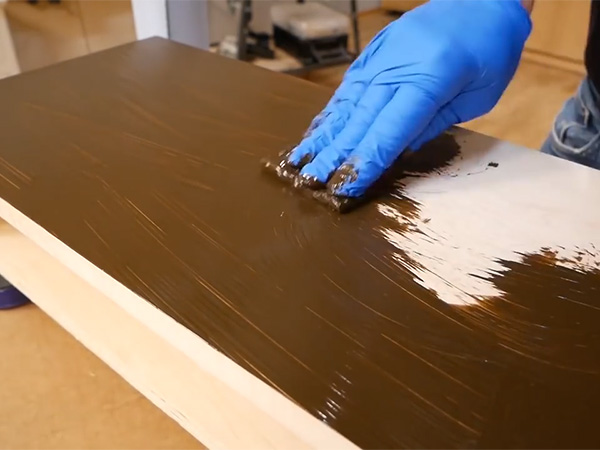 Wiping a gel stain across a close grain hardwood project