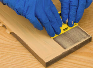 applying wood grain filler