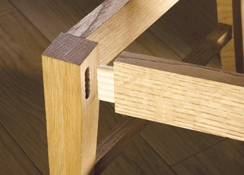 chair leg constructed with Beadlock floating tenon