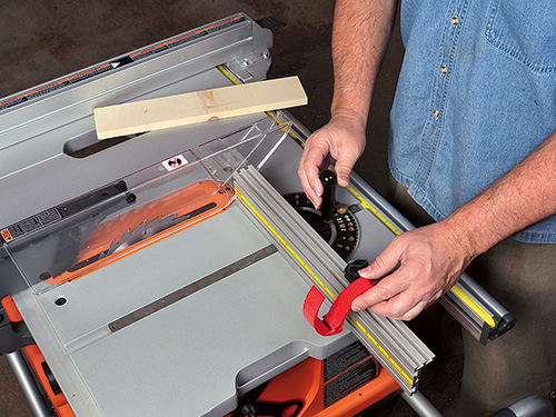 Installing aftermarket miter gauge on benchtop table saw