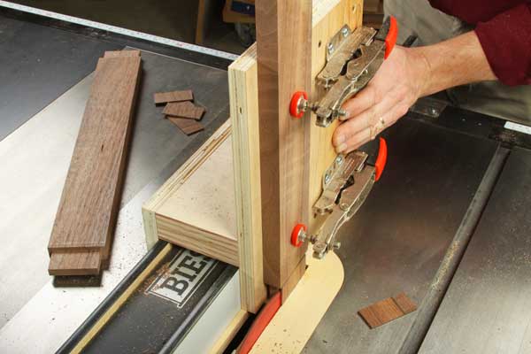 Cutting an end tenon on a toggle clamp jig