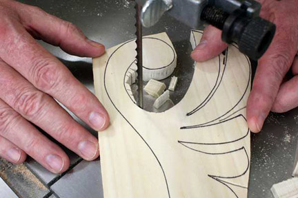 Cutting small connected chunks away from leaf pattern