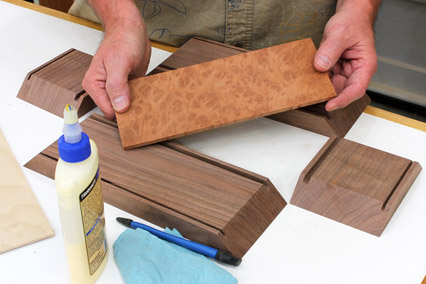 Assembling and gluing up continuous grain box