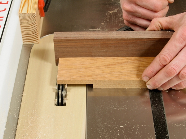 Using a dado stack to cut half lap joinery