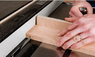 cutting out rabbet shoulder on a tablesaw
