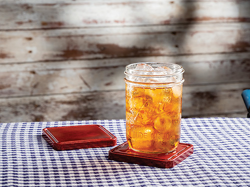 Example of two epoxy resin coasters