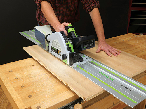 Festool tsc 55k cordless track saw in use