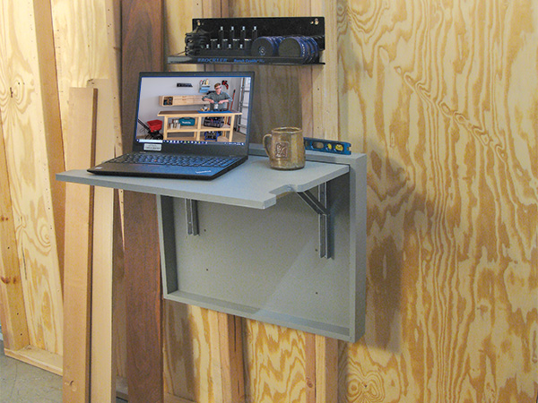 Folding workshop desk woodworking project