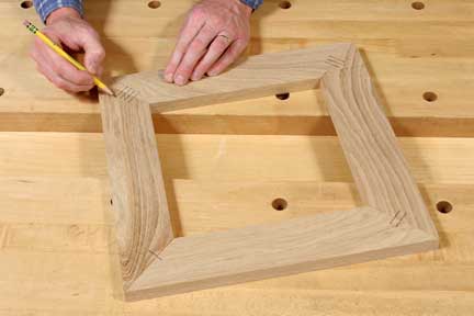 Marking location for inserting splines