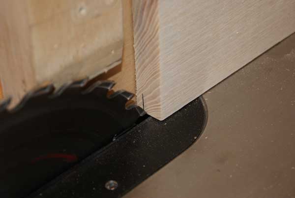 Marking panel for making rip cut