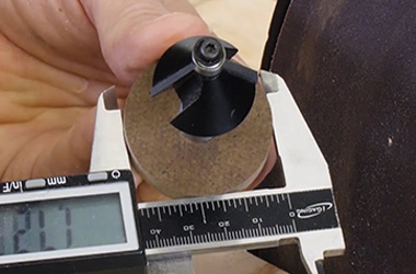 Shop-made router rub collar for template routing
