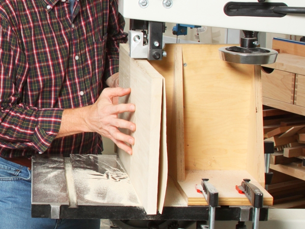 Sawing thin panels using a band saw
