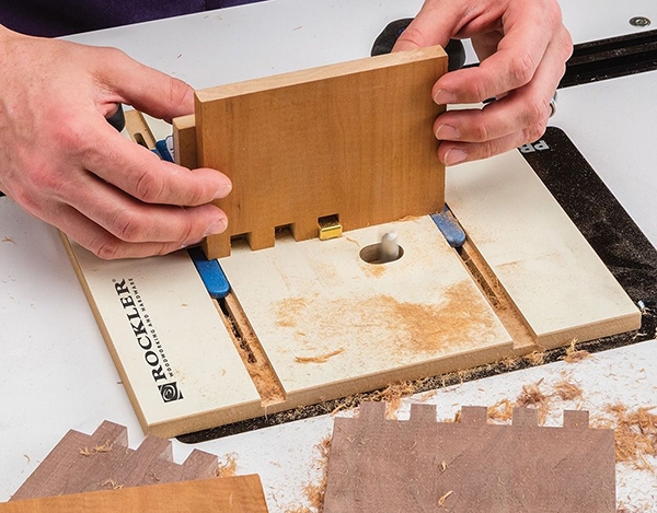 router table box joint jig cutting box joints
