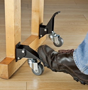 Setting the lock on Rockler workbench casters