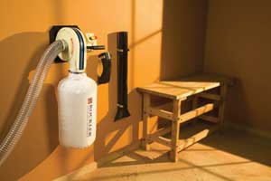 Rockler dust right set up in small workshop
