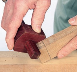 Making cut lines more visible with a marking knife